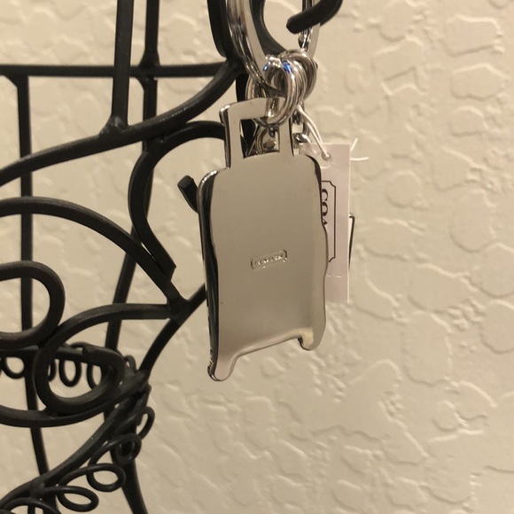 COACH - Picture 2 of 3